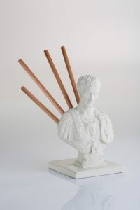 Marble filament; Handpainted miniature; Diorama; TTRPG; D&amp;D; FDM technology; 3D printing; Pencil holder; Julius Caesar pencil holder